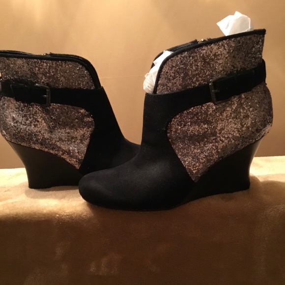 🖤 Metallic / GUESS Ankle Boots / Silver Sparkles / Excellent Condition / Sexy🖤 - Picture 2 of 11